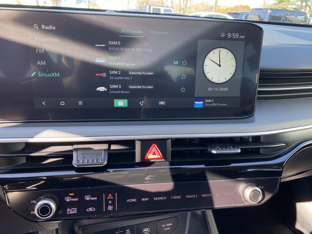 Used 2025 Kia K5 LXS image 10