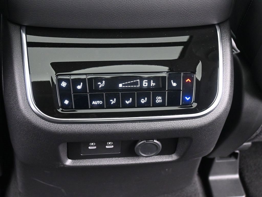 New 2026 INFINITI QX80 Pure image 16