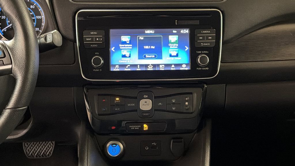 Used 2018 Nissan Leaf SV w/ SV Technology Package image 15