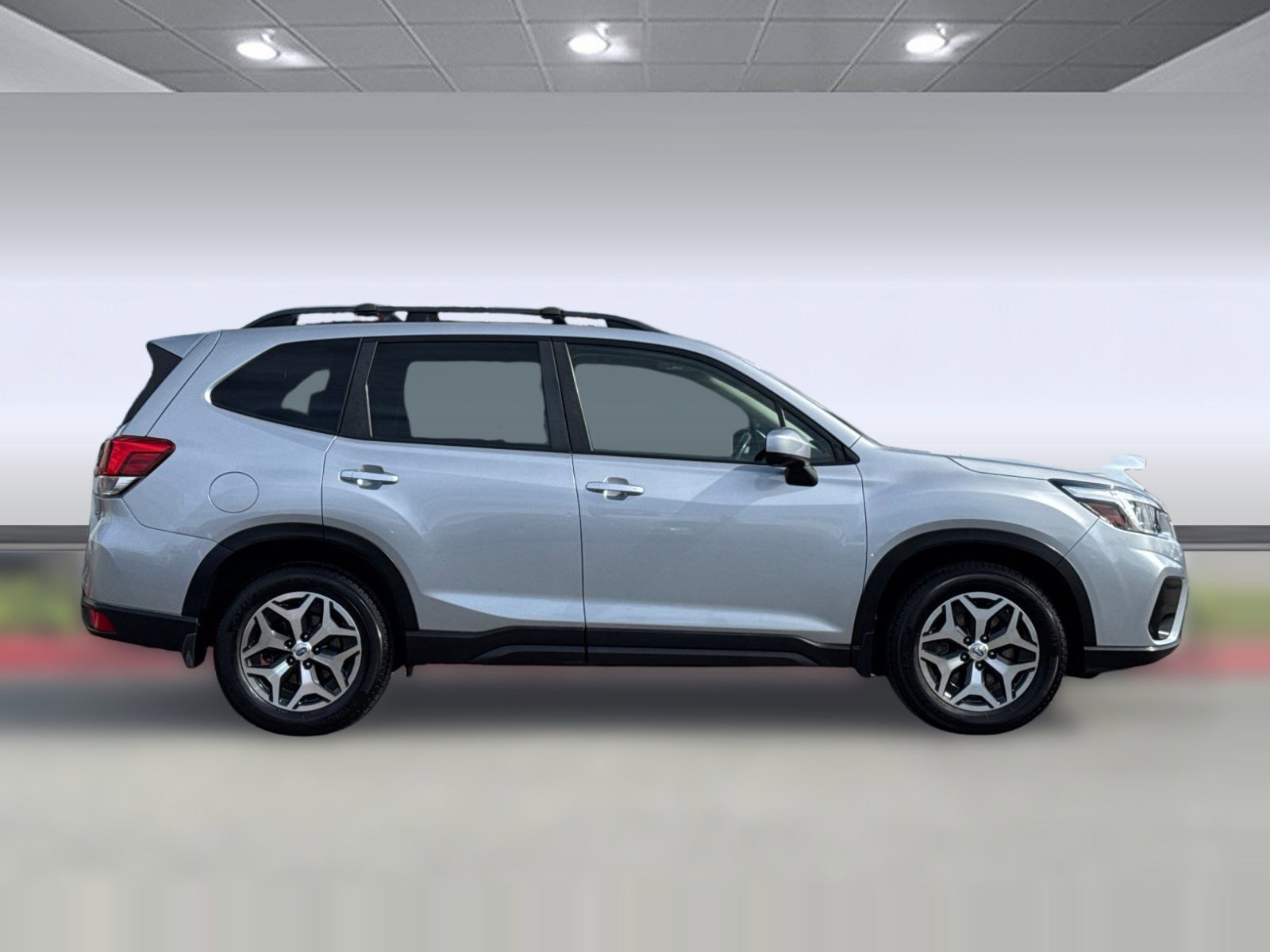 Used 2019 Subaru Forester Premium AWD/4WD image 7