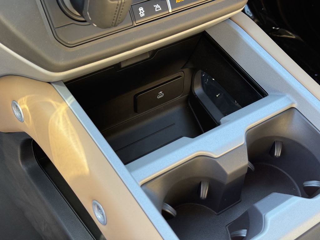 New 2026 Land Rover Defender 130 V8 image 23