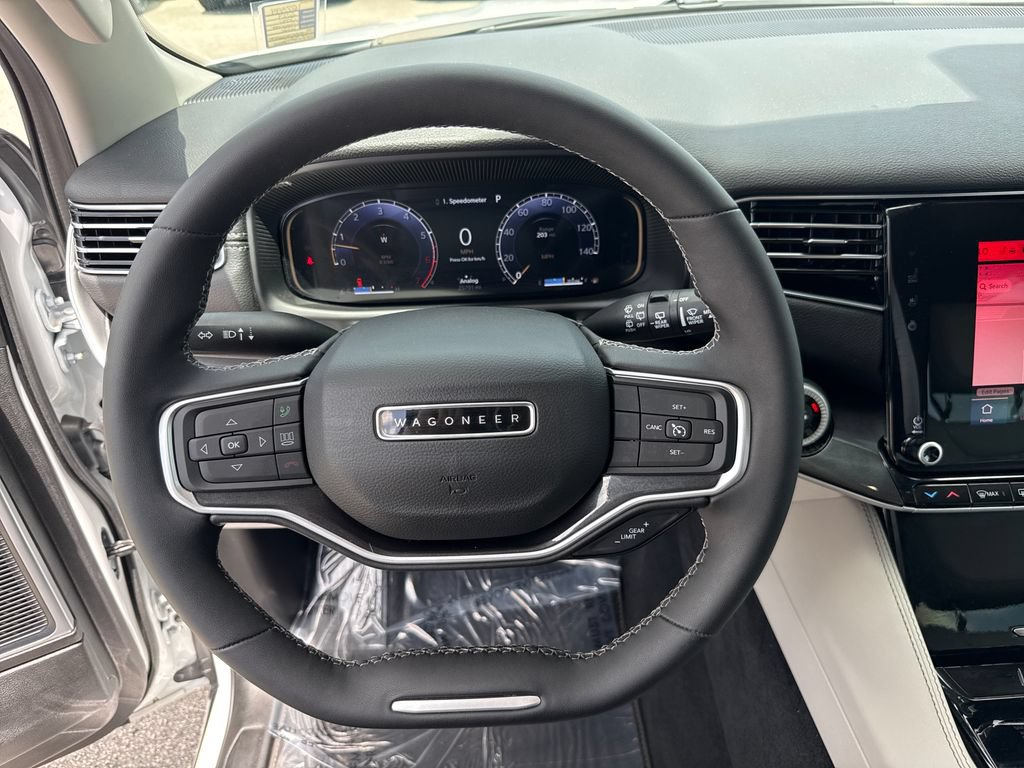 Used 2024 Jeep Wagoneer 4WD image 15