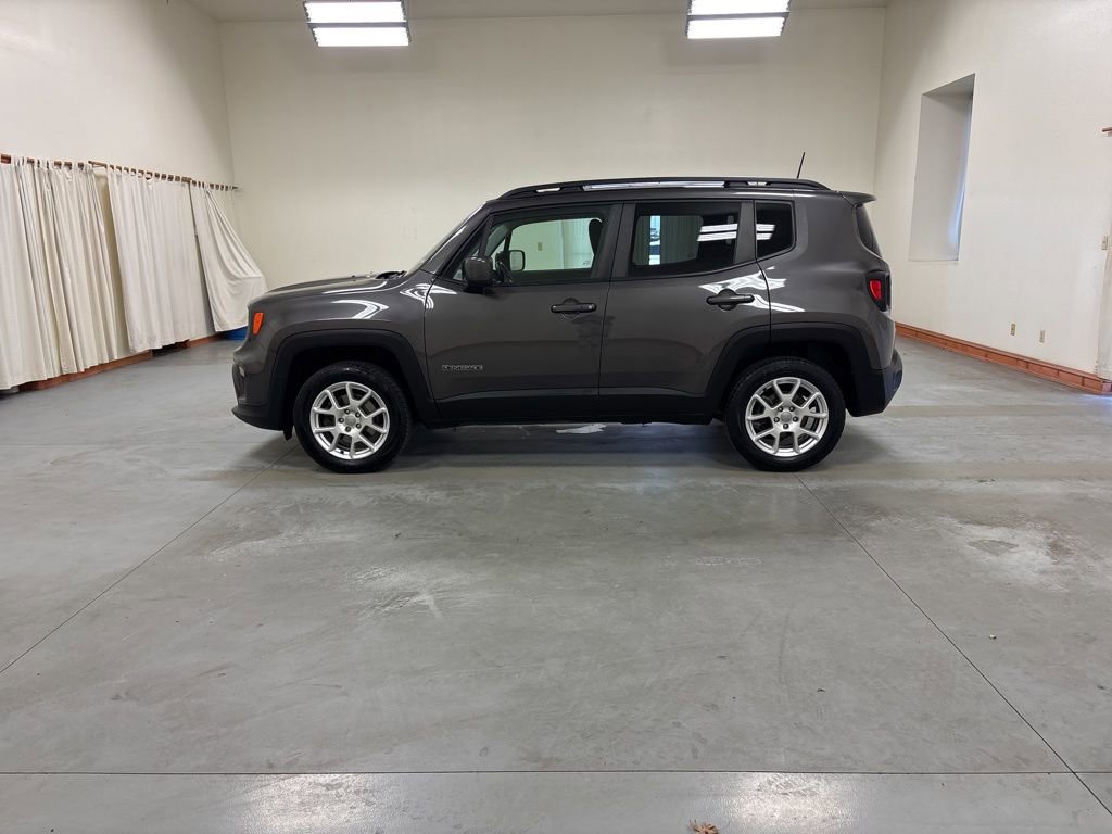 Used 2021 Jeep Renegade Latitude AWD/4WD image 5