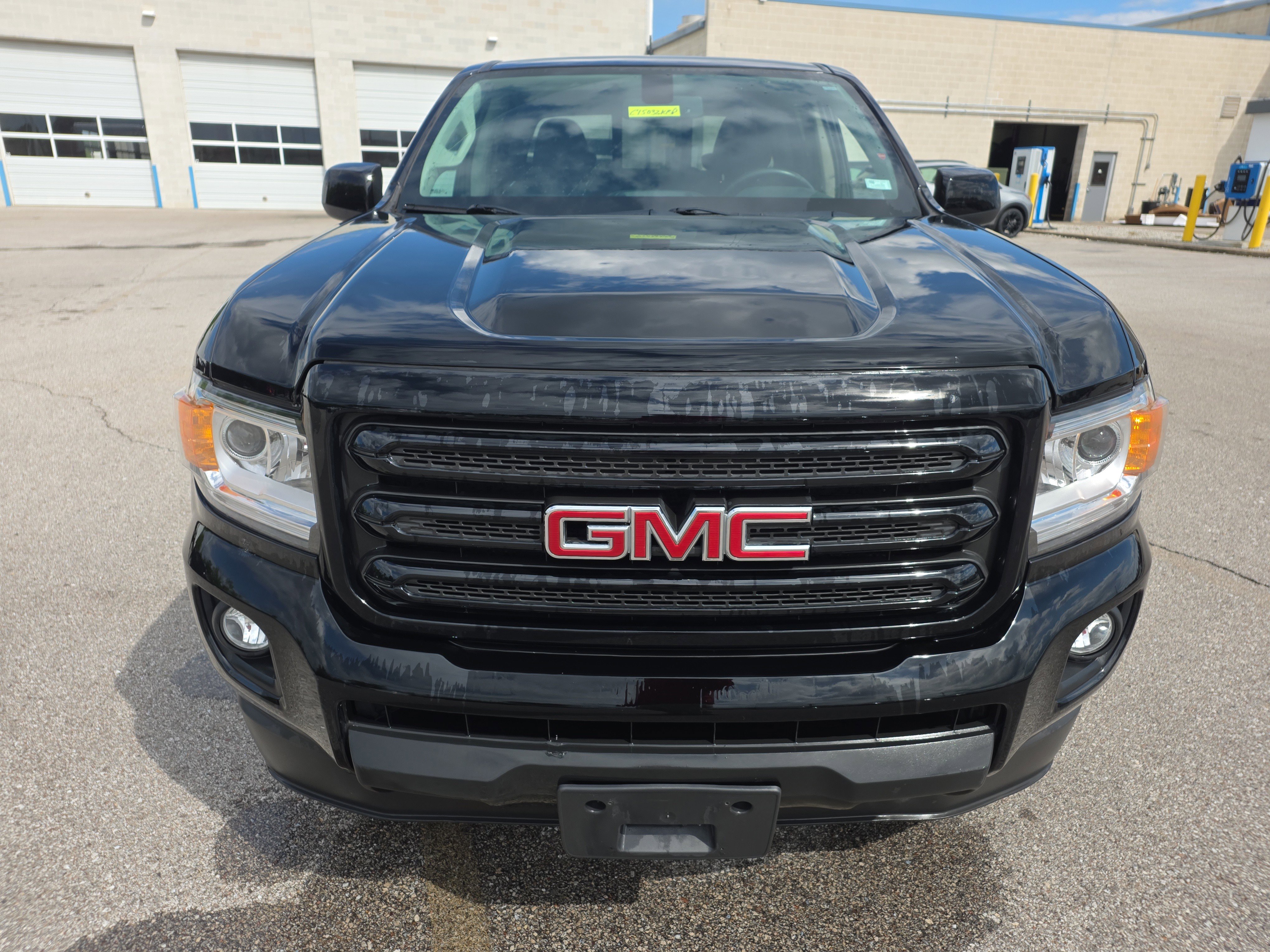 Used 2019 GMC Canyon SLE w/ Elevation Edition AWD/4WD image 8