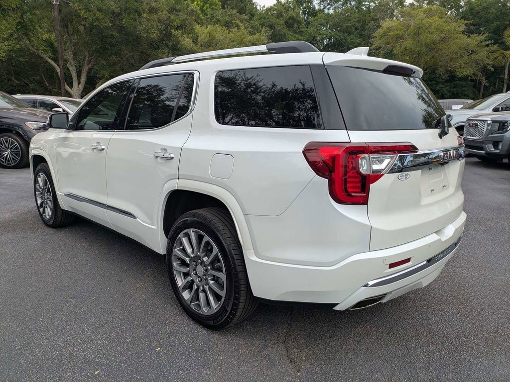 Used 2023 GMC Acadia Denali w/ Denali Ultimate Package FWD image 6