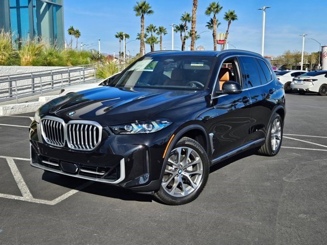 New 2026 BMW X5 sDrive40i w/ Premium Package