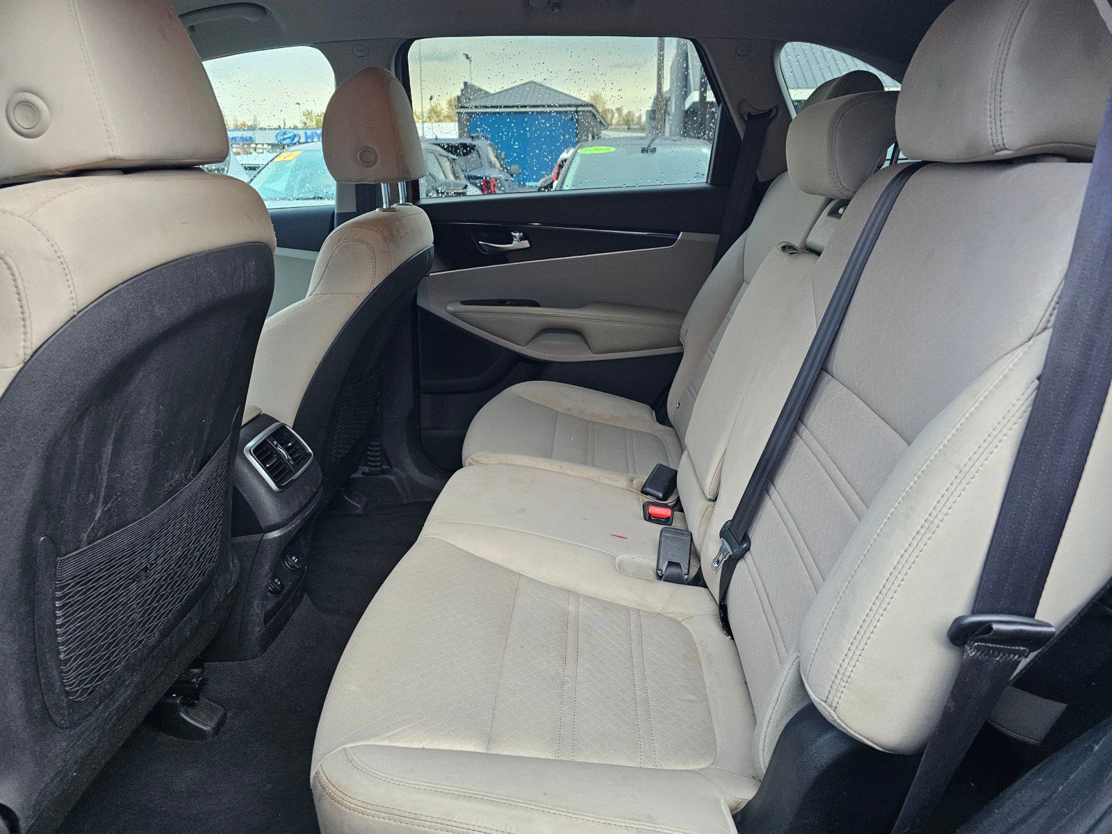 Used 2020 Kia Sorento LX image 20