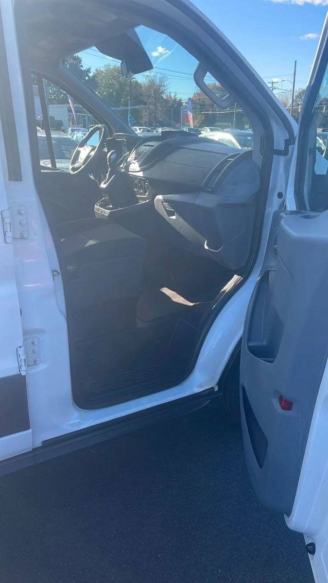 Used 2017 Ford Transit 350 XL image 11