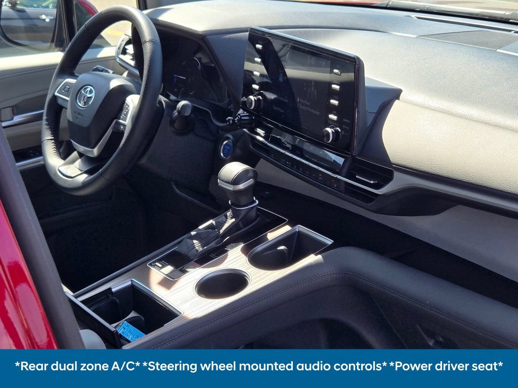 Used 2023 Toyota Sienna XLE FWD image 14