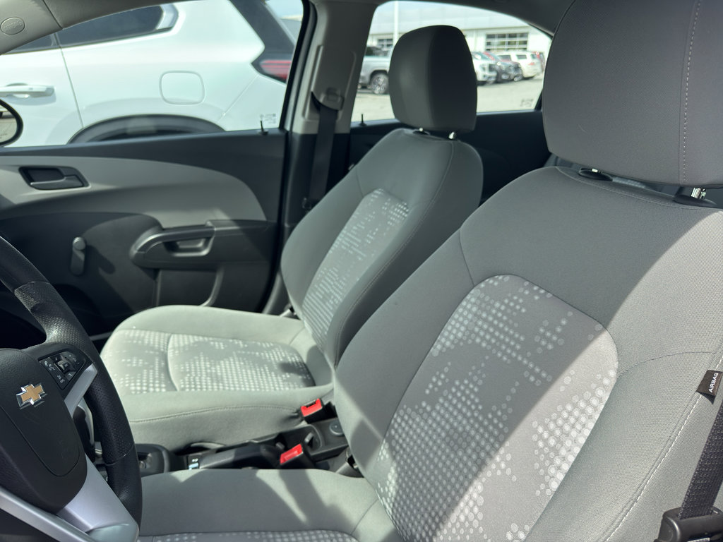 Used 2018 Chevrolet Sonic LS FWD image 8