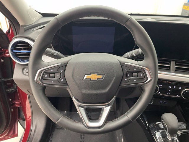 Used 2024 Chevrolet Trax LT w/ Driver Confidence Package FWD image 18