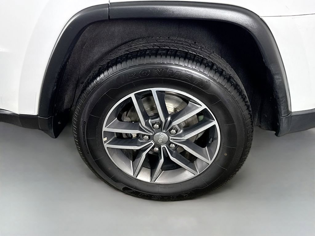 Used 2018 Jeep Grand Cherokee Limited AWD/4WD image 36