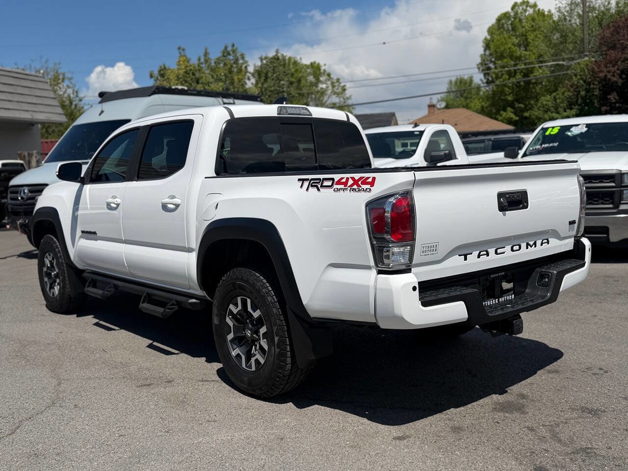 Used 2020 Toyota Tacoma TRD Off-Road w/ Technology Package AWD/4WD image 32