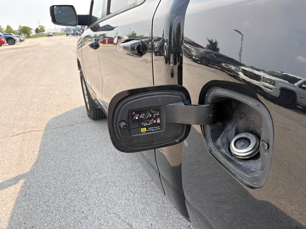 Used 2024 RAM 1500 Laramie AWD/4WD image 8