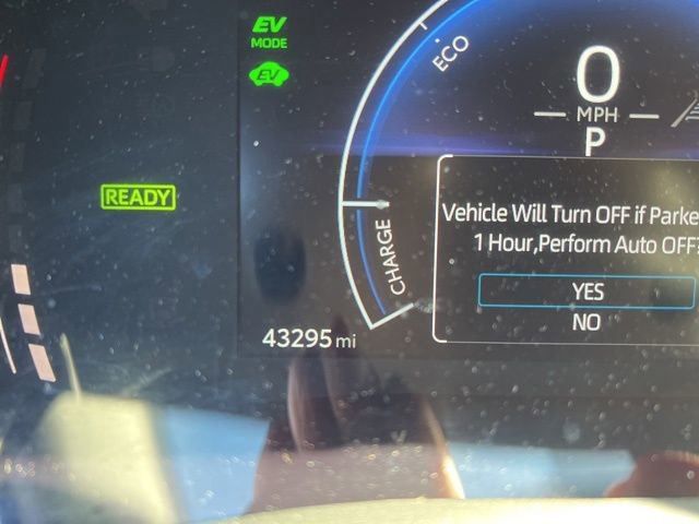 Used 2025 Toyota Camry SE image 12