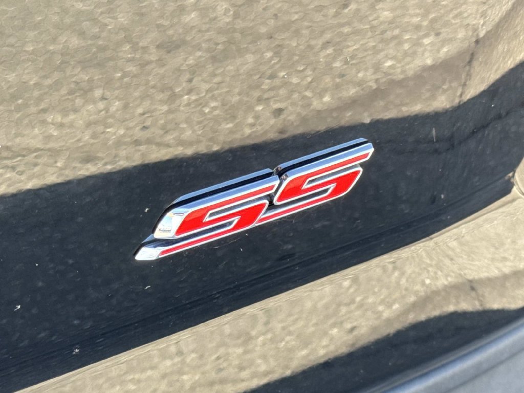 Used 2023 Chevrolet Camaro SS RWD image 7