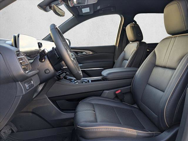 New 2026 Chevrolet Traverse High Country w/ LPO, Floor Liner Package image 4