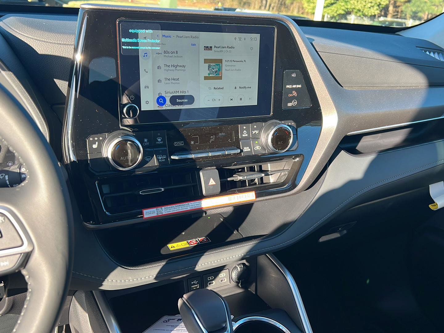 New 2026 Toyota Highlander XLE image 23