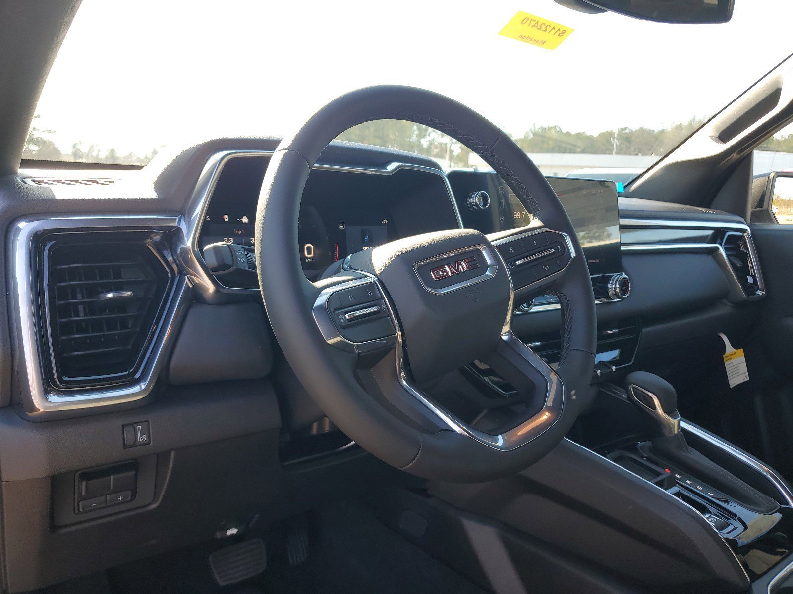 New 2025 GMC Canyon Elevation image 18