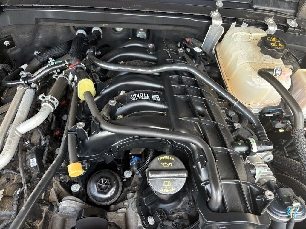 Used 2023 Jeep Gladiator Sport AWD/4WD image 28