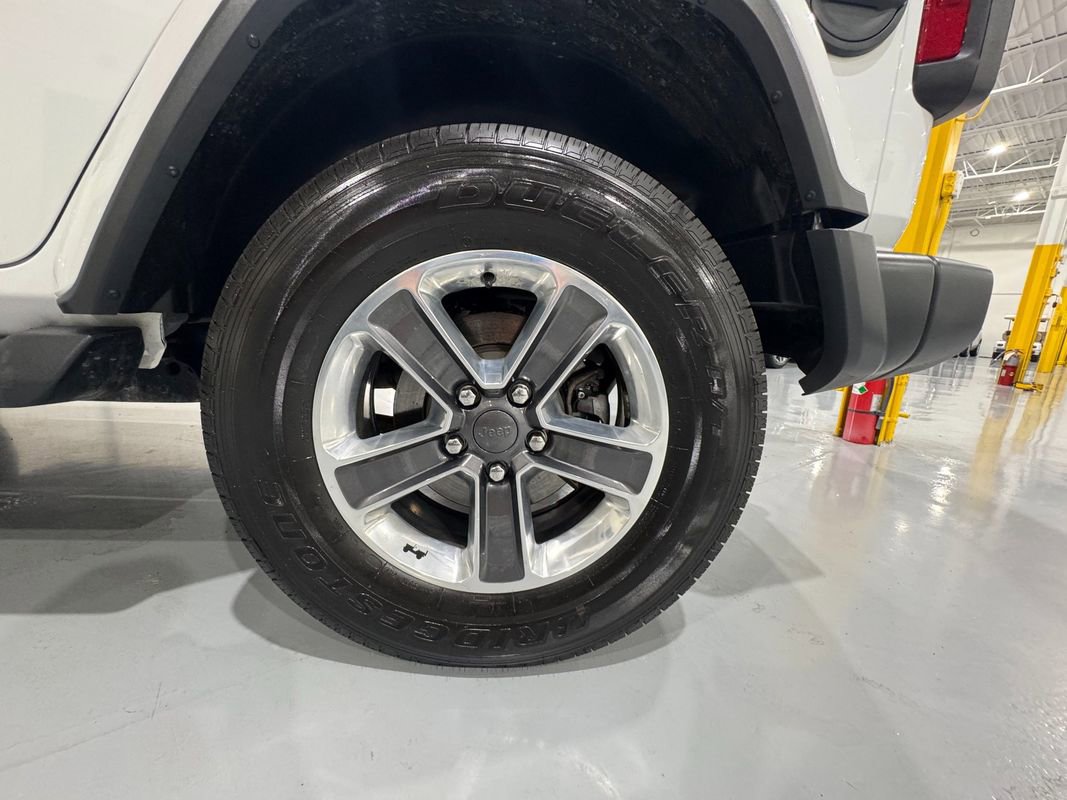 Used 2018 Jeep Wrangler Unlimited Sahara image 48