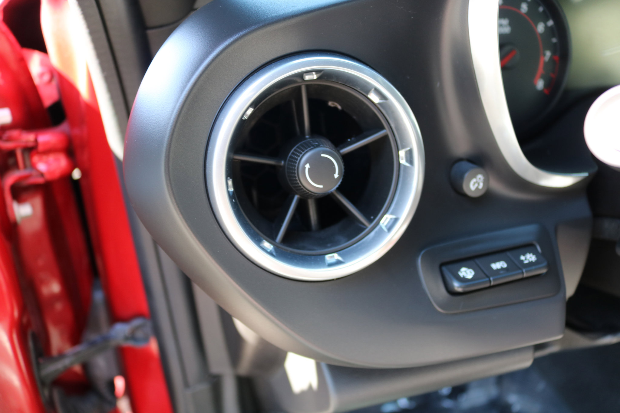 Used 2017 Chevrolet Camaro LT image 22