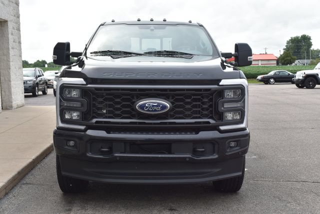 Used 2023 Ford F250 Lariat w/ Lariat Ultimate Package AWD/4WD image 14