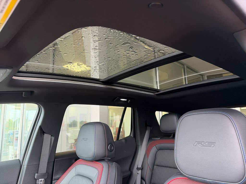 New 2026 Chevrolet Equinox RS w/ Convenience Package III AWD/4WD image 25