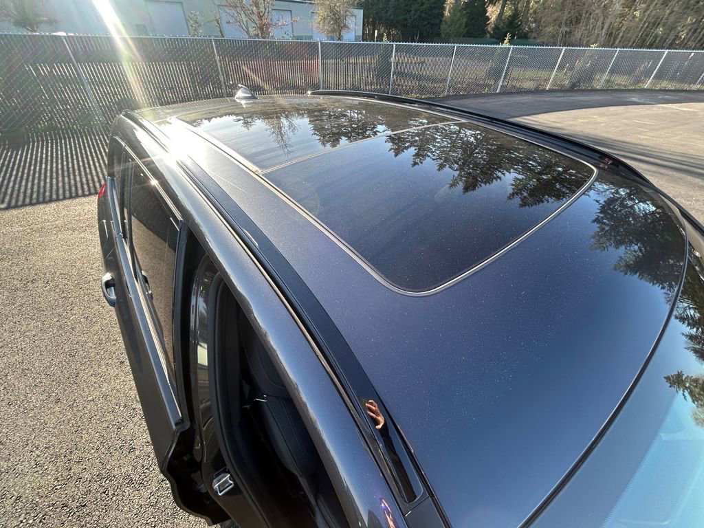 Used 2021 BMW X3 M40i w/ Executive Package image 28