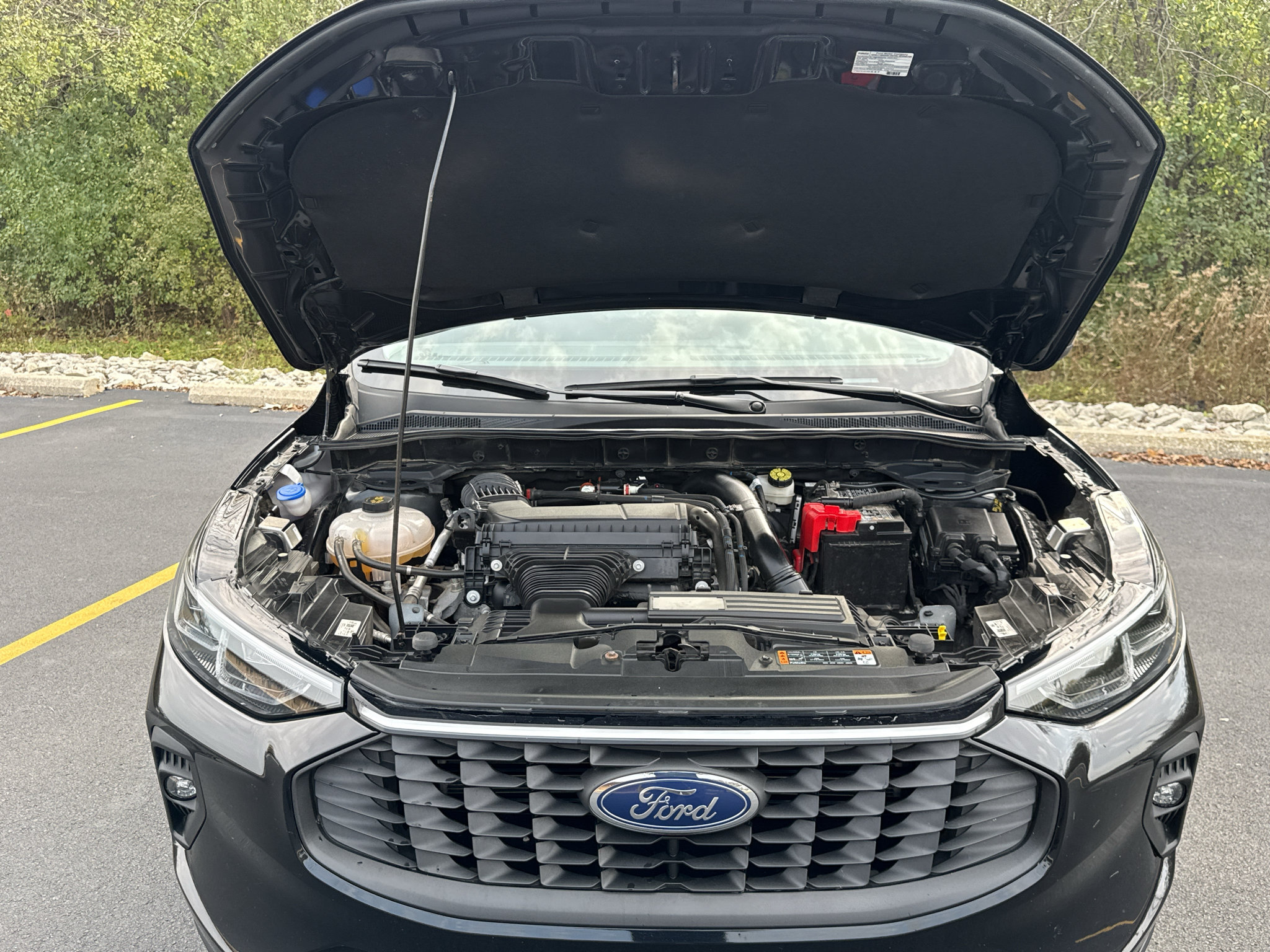 Used 2025 Ford Escape Platinum AWD/4WD image 47