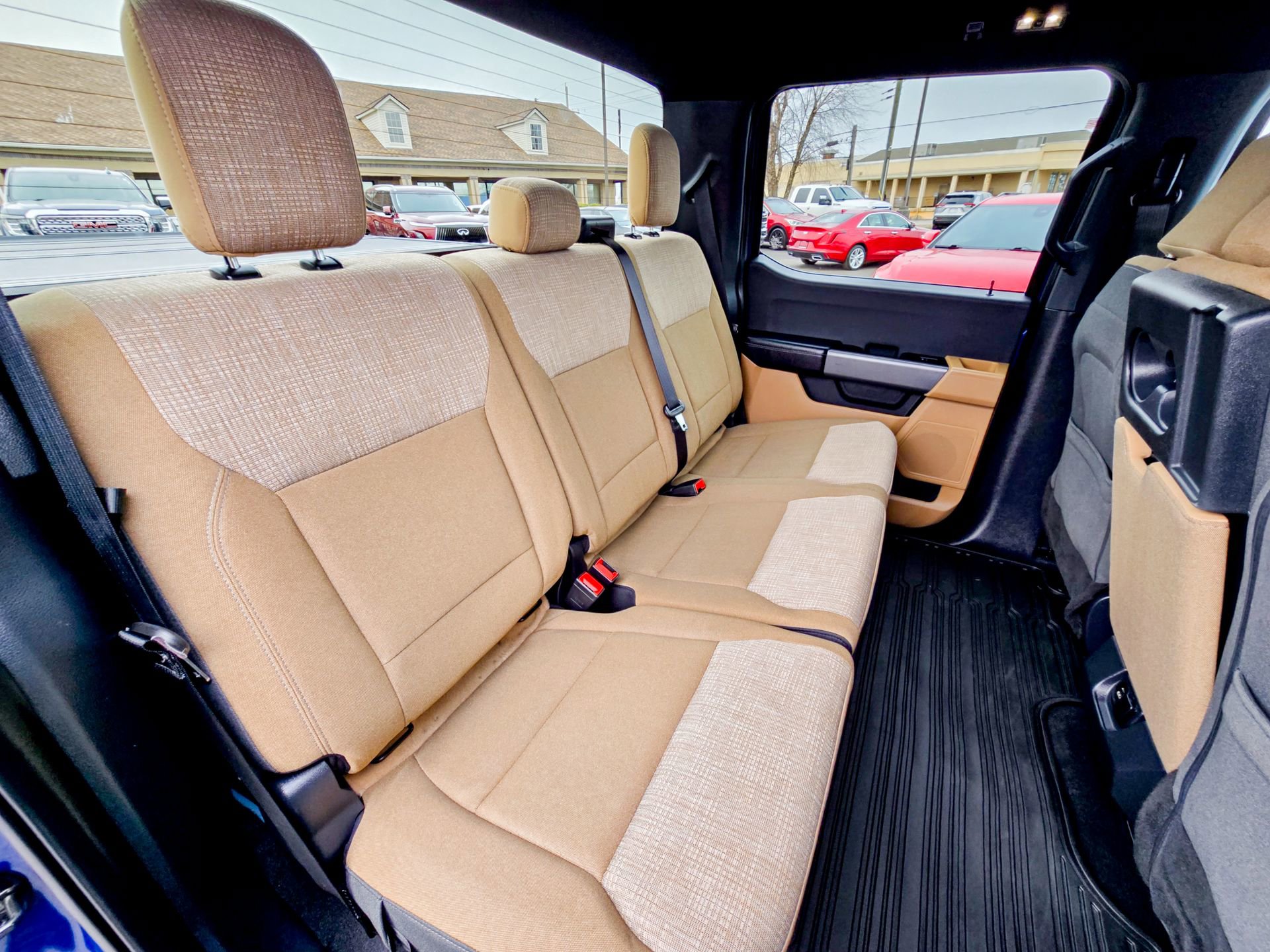 Used 2023 Ford F150 XLT w/ Trailer Tow Package image 30