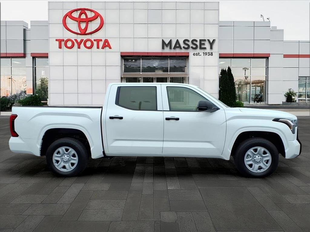 New 2026 Toyota Tundra SR image 2