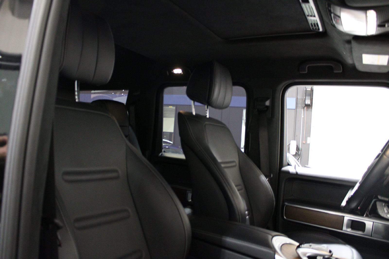 Used 2024 Mercedes-Benz G 550 image 22