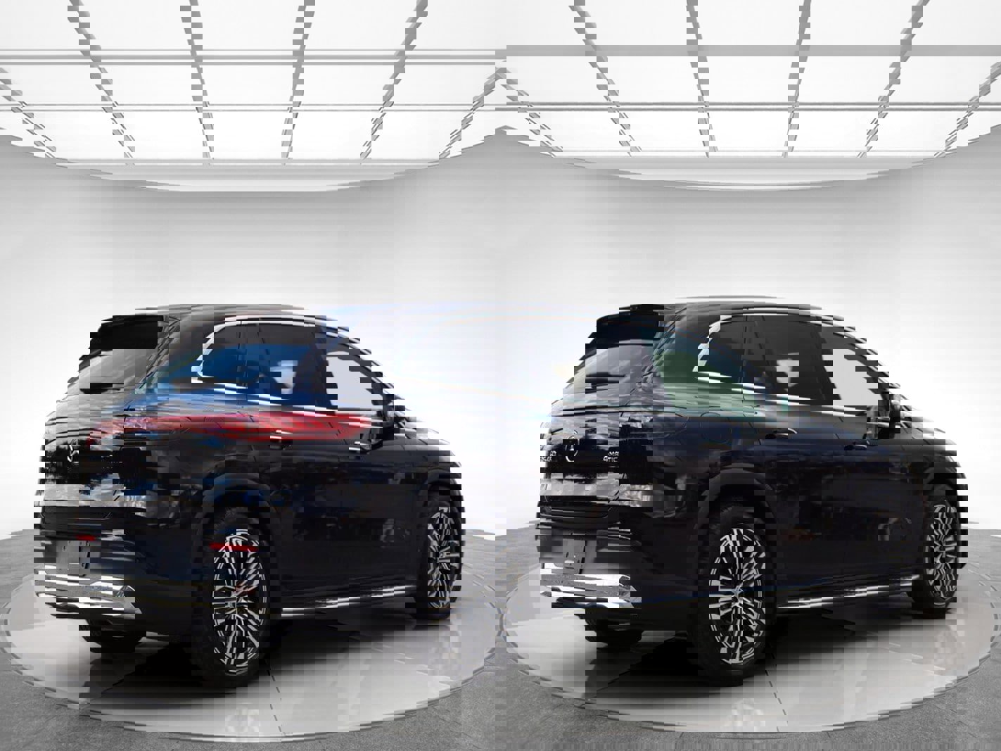 Used 2025 Mercedes-Benz EQS 450+ 4MATIC SUV w/ Winter Package image 8