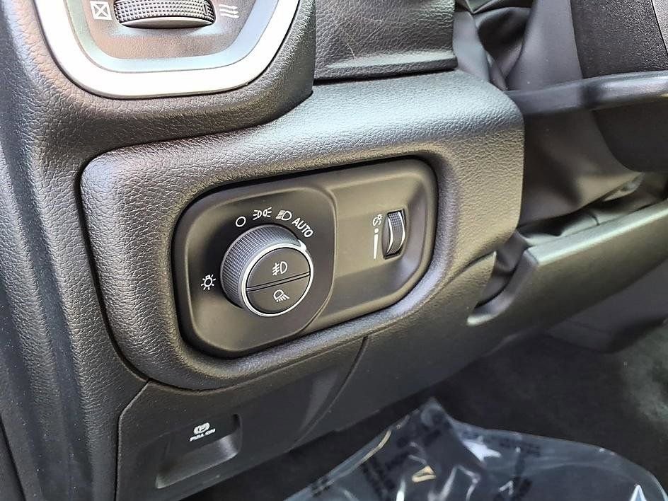 Used 2022 RAM 1500 Big Horn image 18