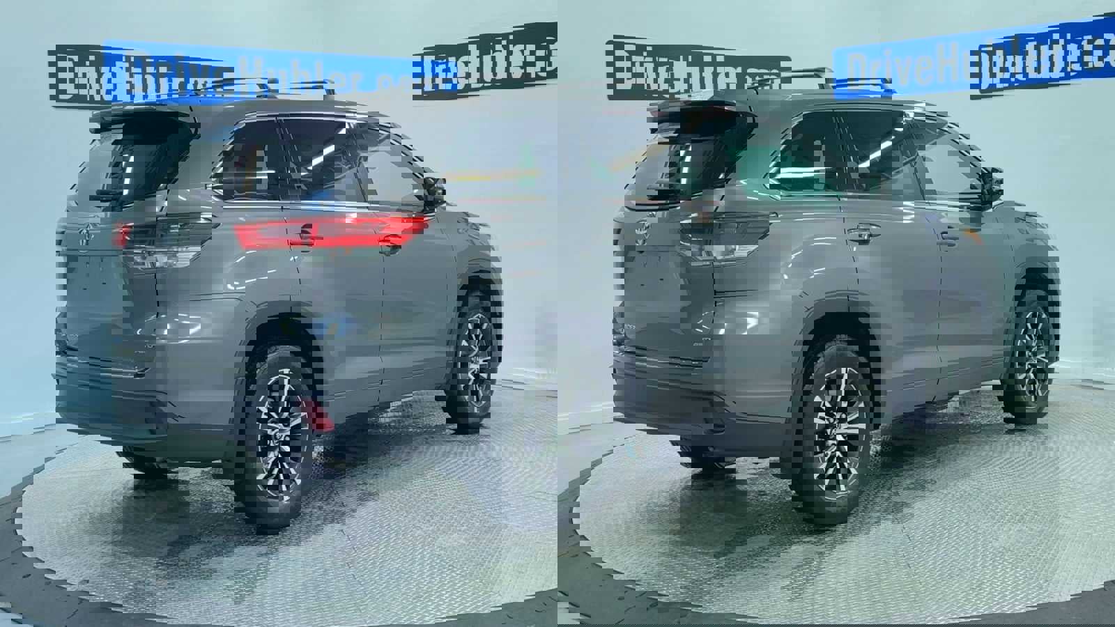 Used 2018 Toyota Highlander LE image 8