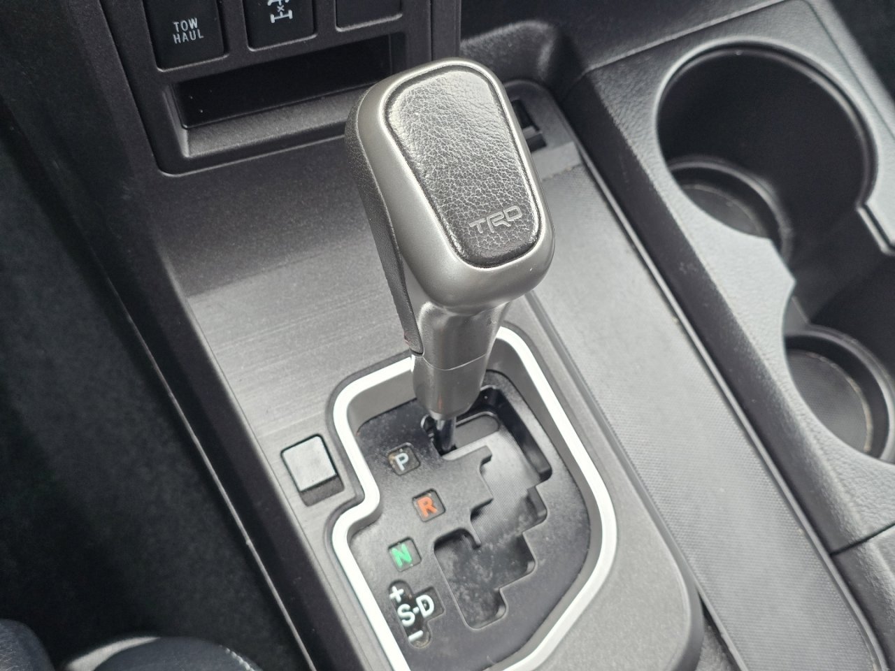 Used 2018 Toyota Sequoia TRD Sport image 31