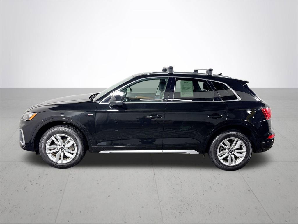 Used 2023 Audi Q5 2.0T Premium w/ Convenience Package image 9