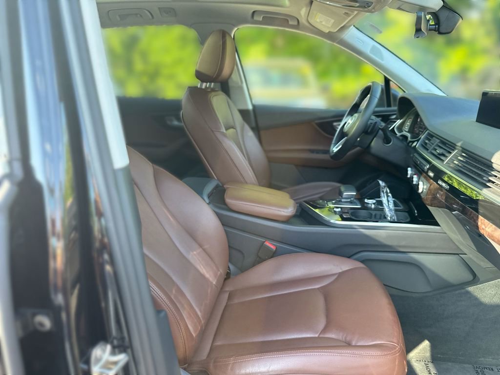 Used 2019 Audi Q7 3.0T Premium Plus AWD/4WD image 25