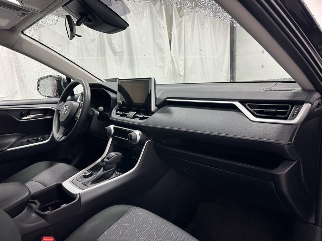 Used 2025 Toyota RAV4 Woodland Edition image 63