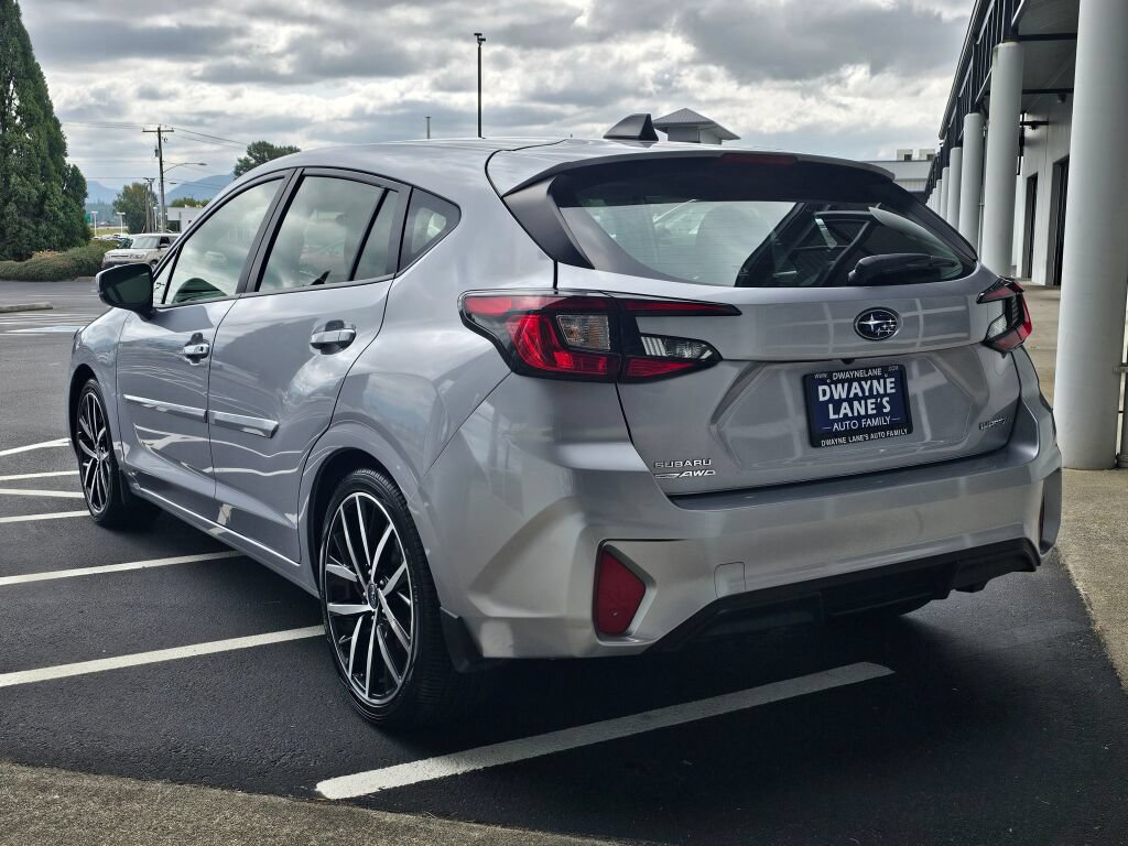Used 2025 Subaru Impreza 2.0i Sport AWD/4WD image 3