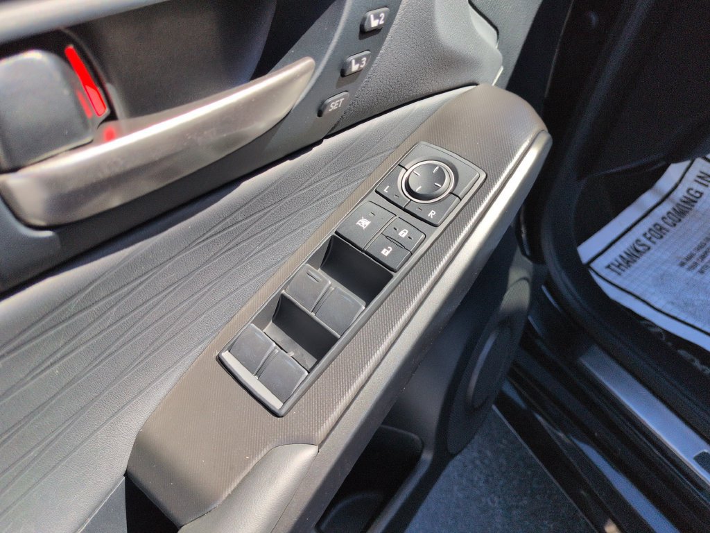 Used 2023 Lexus IS 350 F Sport AWD/4WD image 11