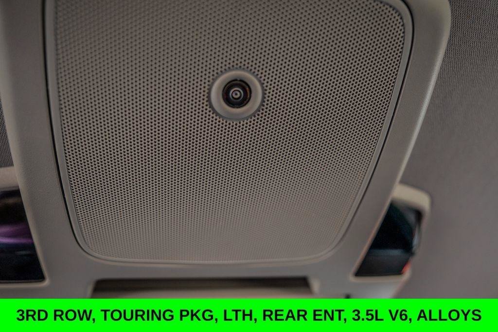 Used 2024 Honda Odyssey Touring image 17