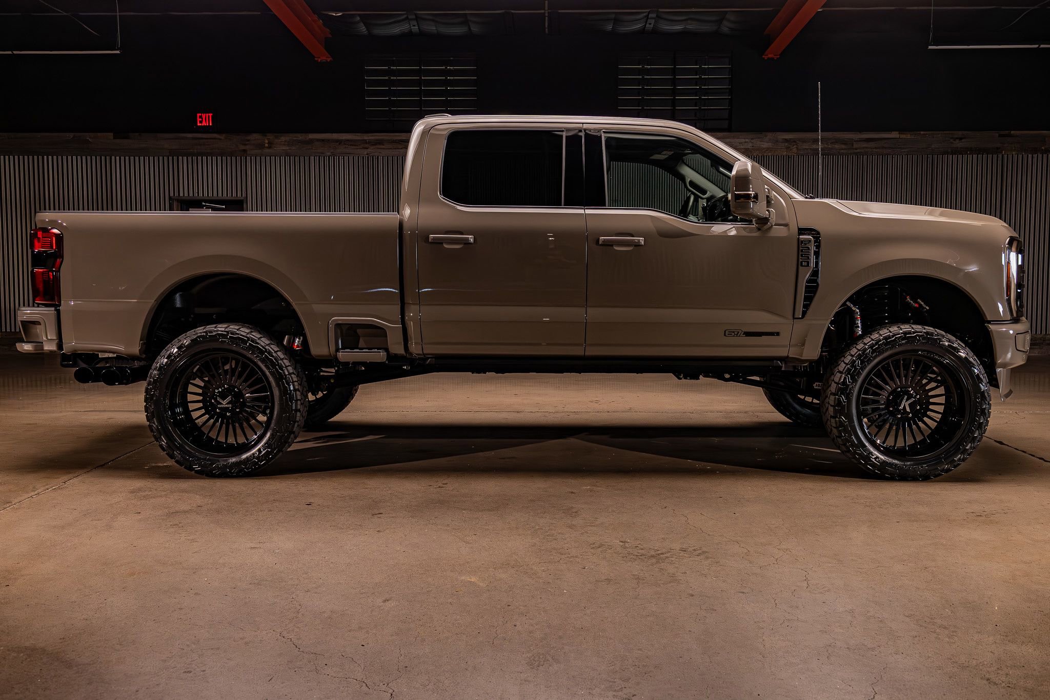 Used 2026 Ford F250 King Ranch w/ Chrome Package image 11