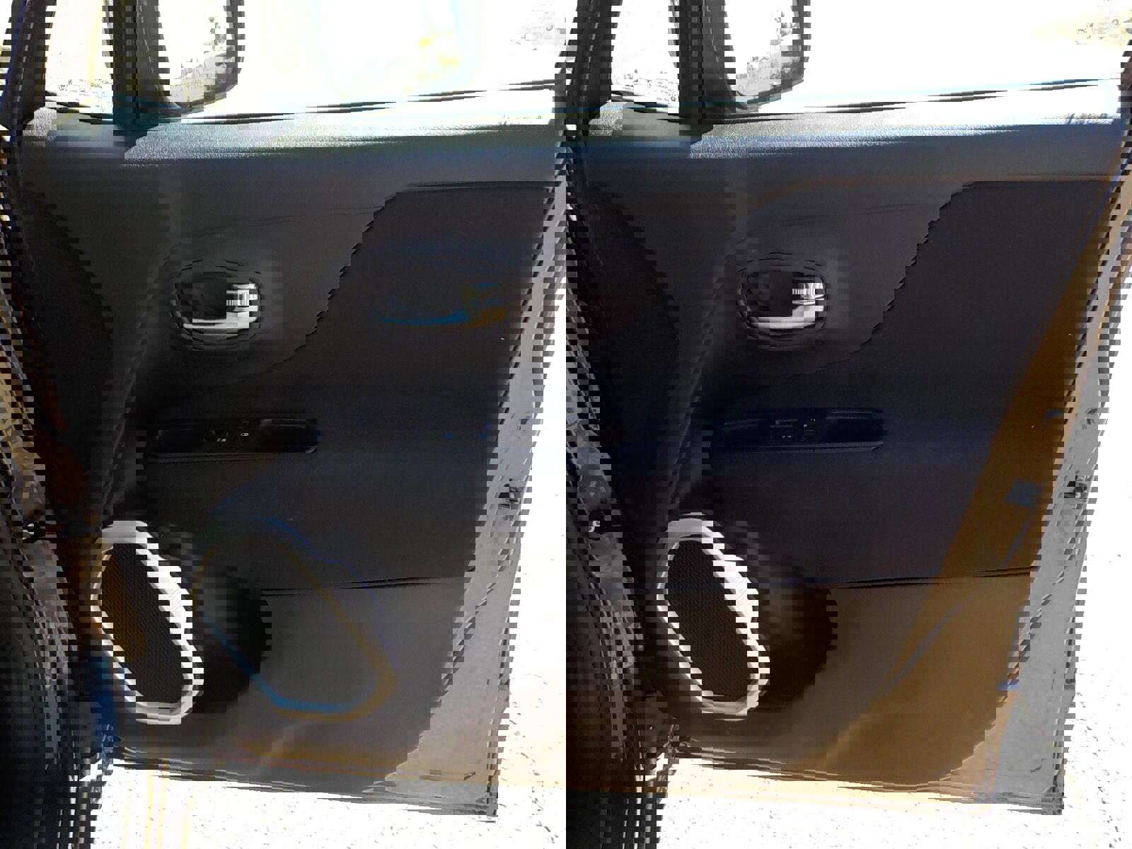 Used 2021 Jeep Renegade Latitude image 18