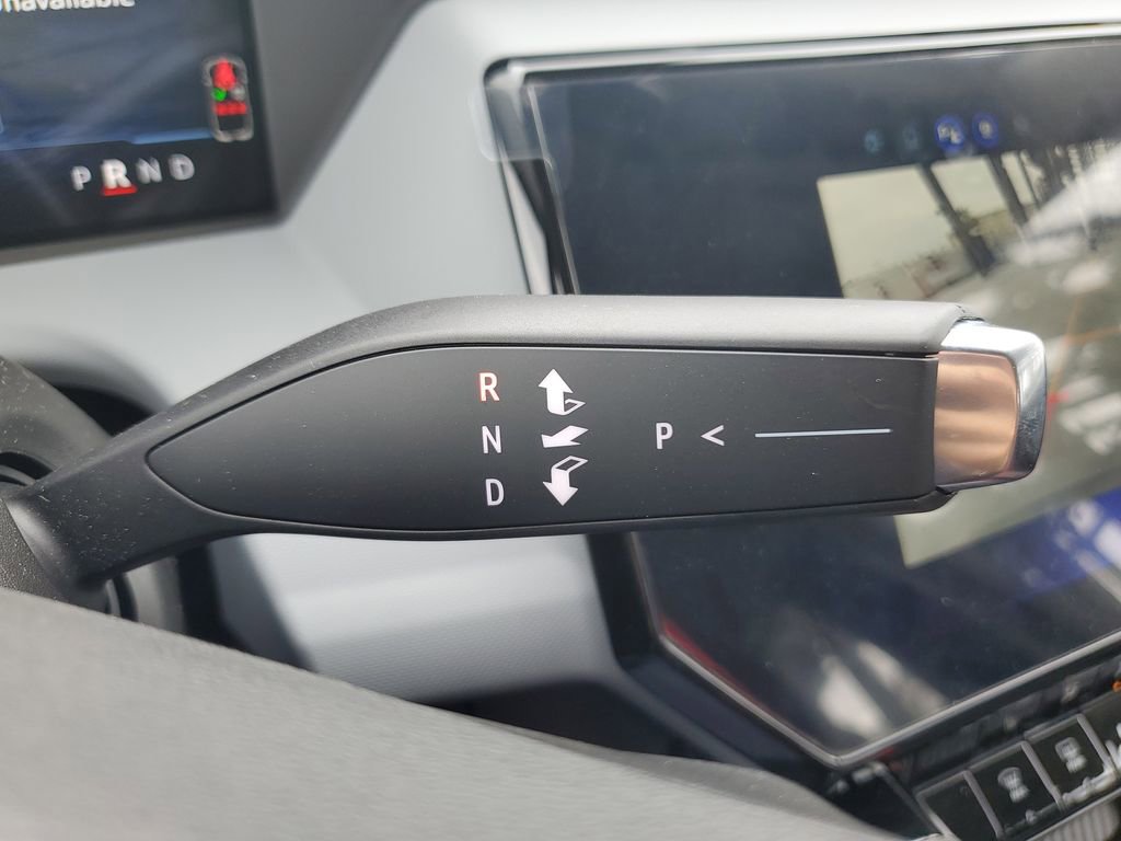 New 2027 Chevrolet Bolt LT w/ Comfort Package FWD image 25