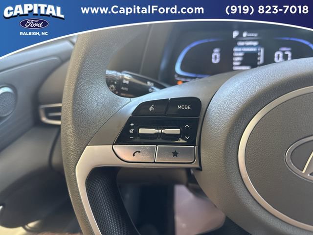 Used 2024 Hyundai Elantra SE image 21