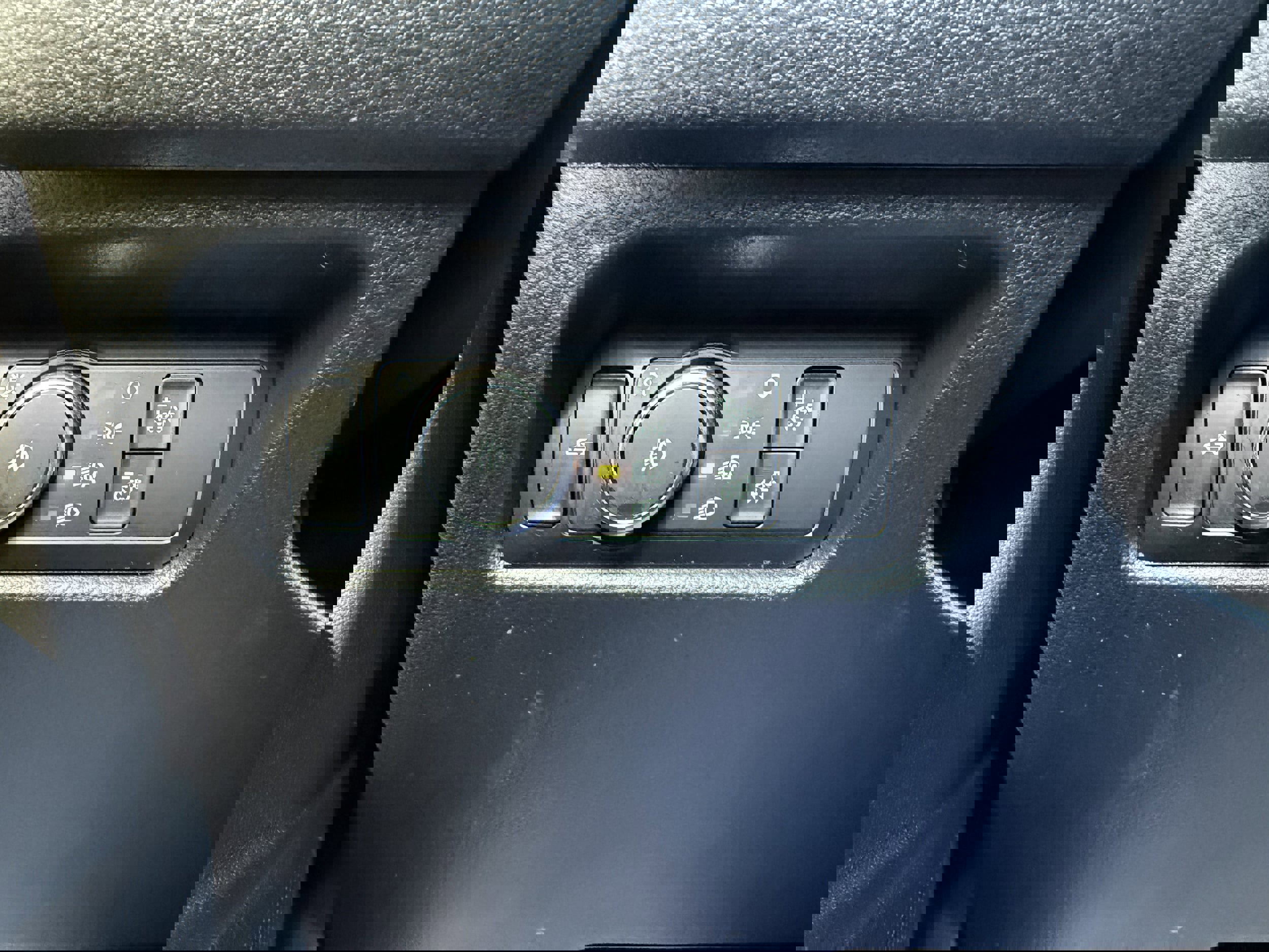 Used 2025 Ford Ranger XLT w/ Equipment Group 301A High image 24