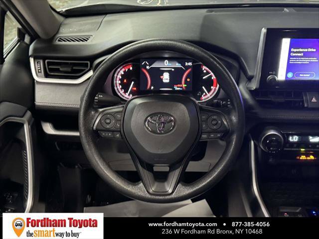Certified 2025 Toyota RAV4 XLE AWD/4WD image 15