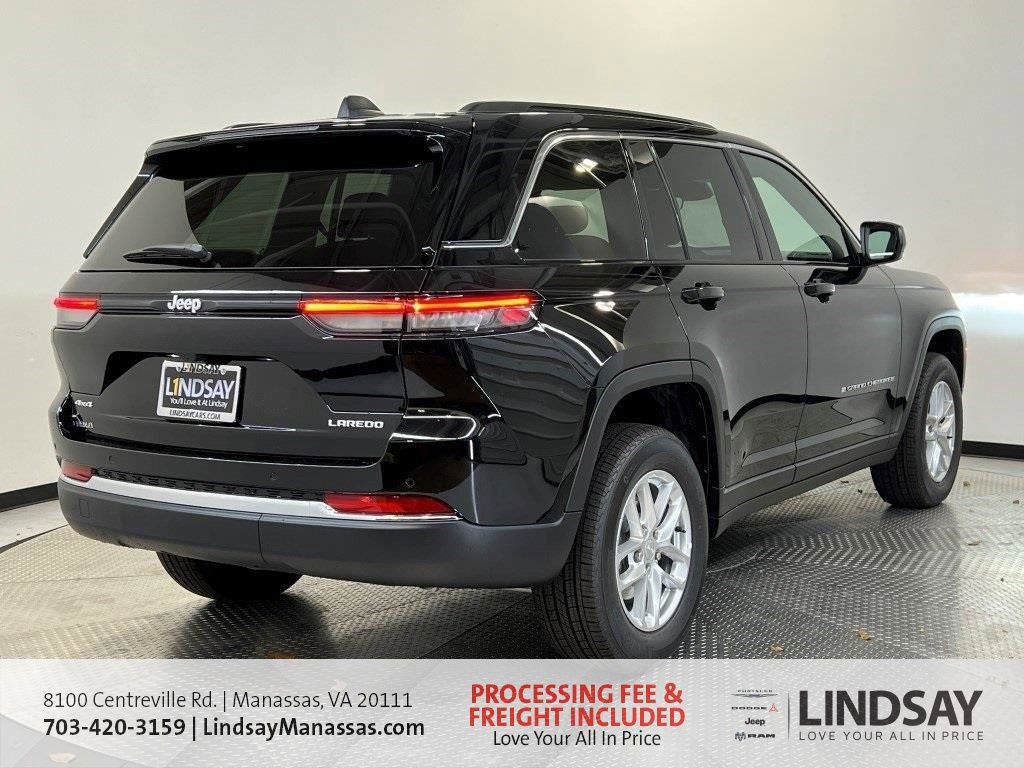 New 2025 Jeep Grand Cherokee Laredo X w/ Luxury Tech Group I AWD/4WD image 4